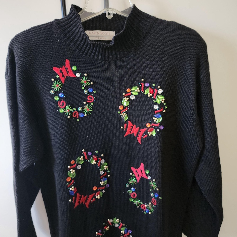 Black with bejeweled wreaths, ugly Christmas sweater size large crew neck